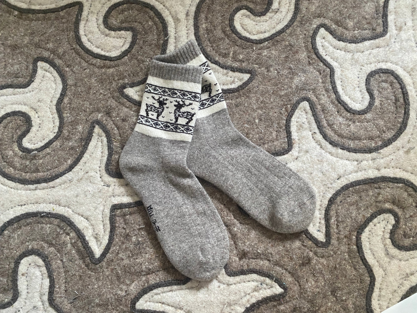Mongolian Adults 100% Cashmere Socks